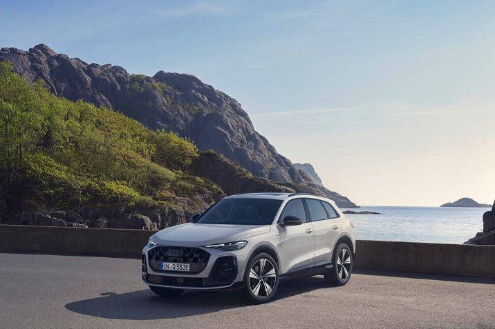 New Audi Q5 e-hybrid